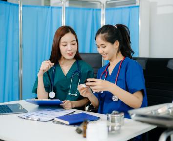 What Is the Easiest Healthcare License to Obtain in Dubai in 2025? A Nursing & Allied Health Guide